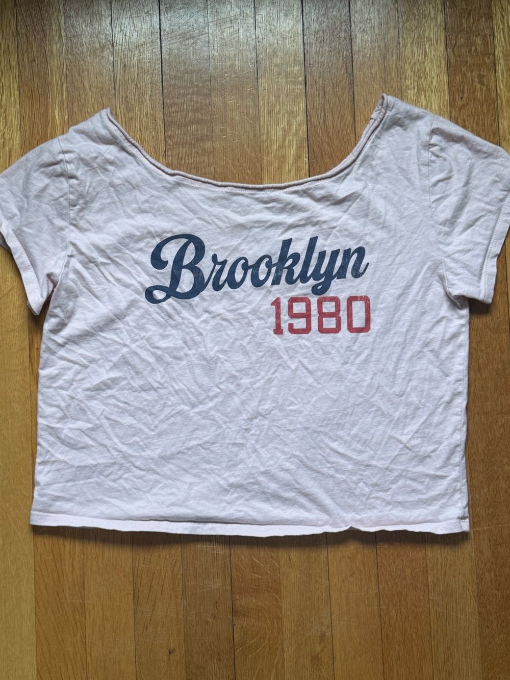 Brooklyn 1980 Pink Graphic Crop Tee